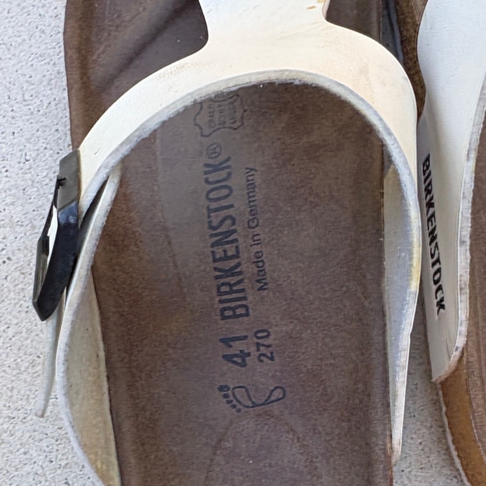 Birkenstock White Thong Sandals with Brown Footbed - Picture 4 of 10